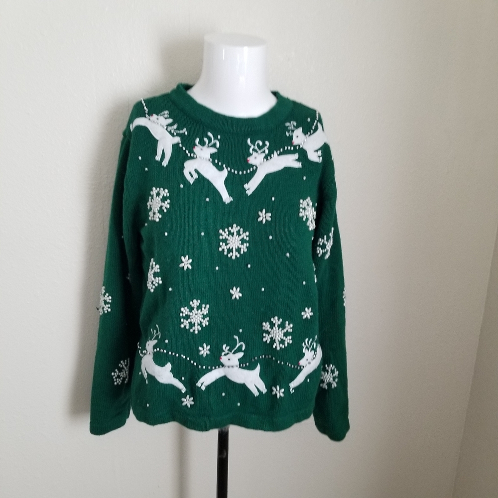 Reference  Point Festive Green Sweater with Reindeer Design Size Petite M